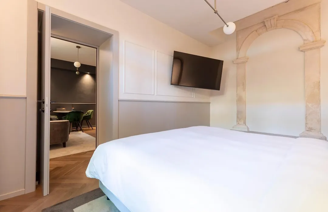 Luxury Apartments Palazzo Nani-1